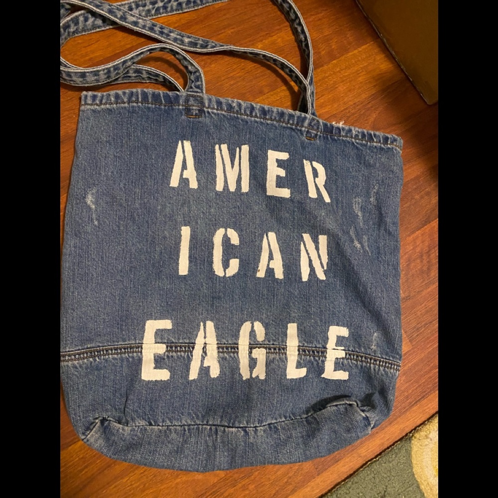 🦅🦅American Eagle 🦅 Distressed Jean Tote EUC